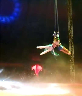 精彩大馬戲表演出租馬戲雜技表演、馬術表演出租、飛車雜技表